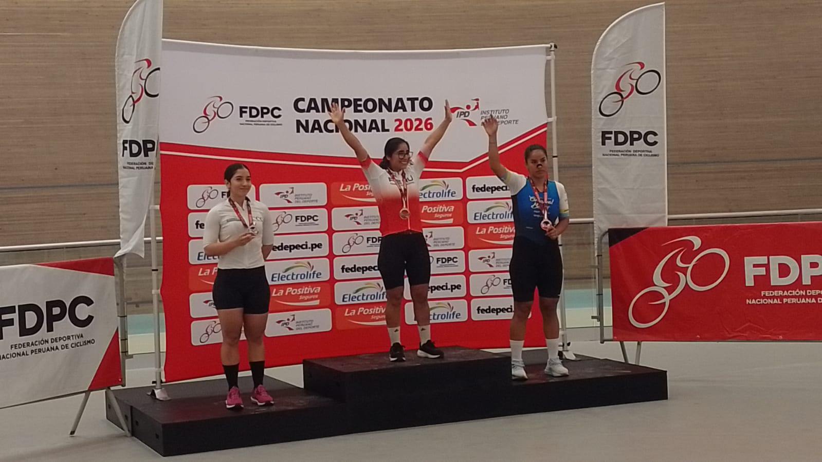 Pisqueñas brillan en el Campeonato Nacional de Ciclismo de Pista Élite 2026