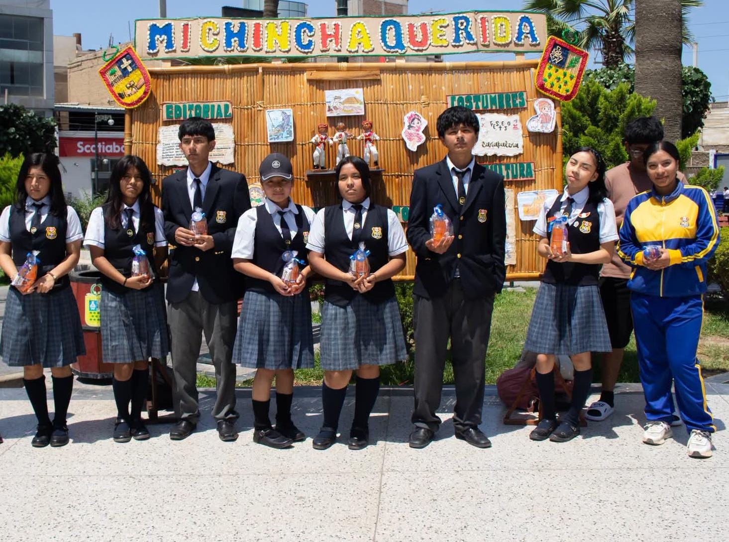 Con participación de alumnos de diversas instituciones educativas: Concurso de Periódico Mural por aniversario de Chincha fue un éxito